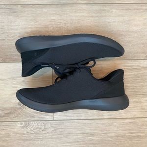 Kizik Madrid Eco Knit Shoes All Black Athletic Sneakers Men's Sz 10 Women’s 11.5
